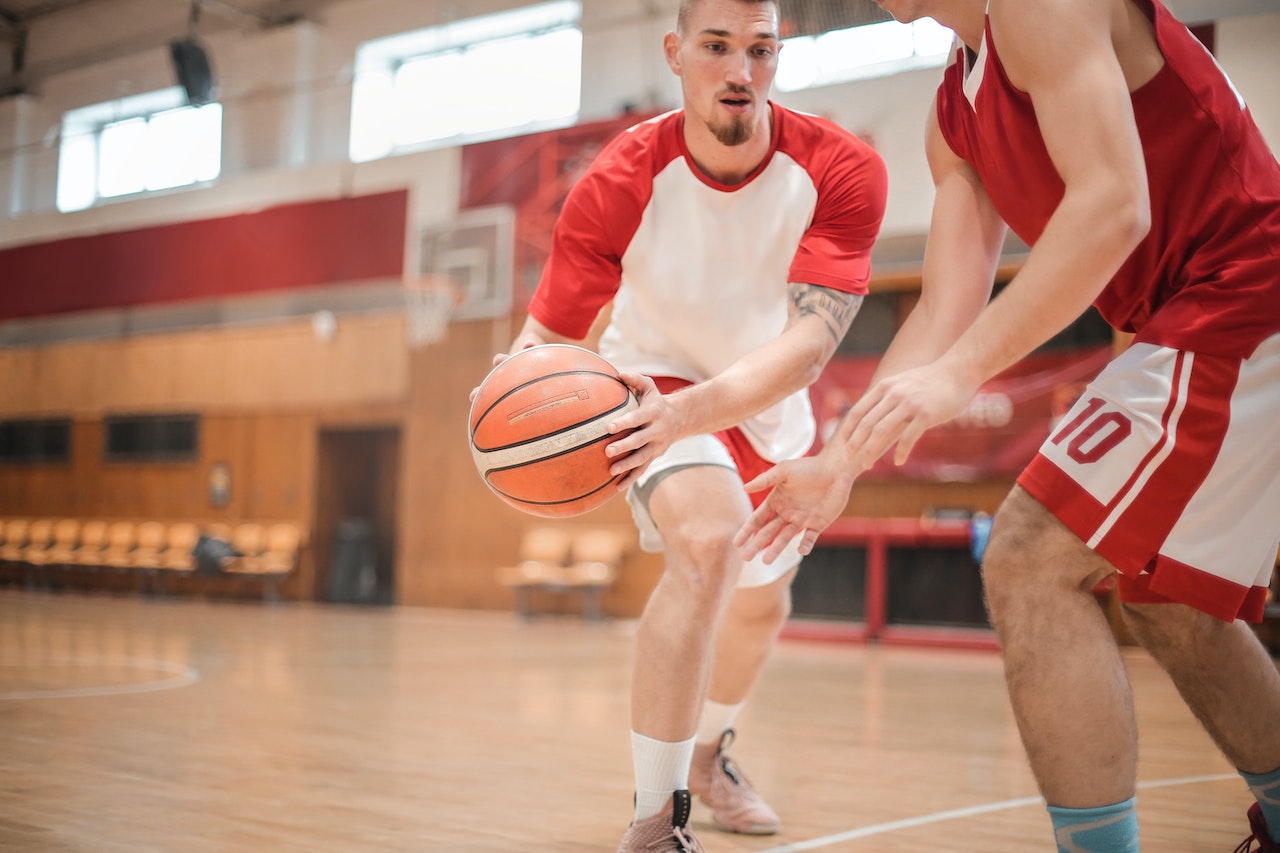 Motion Offense Drill: Simple Pass and Cut